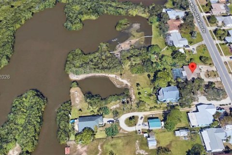 House in Merrit Island, Florida 3 bedrooms, 128.11 sq.m. № 1995860 - photo 26