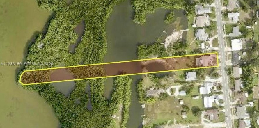 House in Merrit Island, Florida 3 bedrooms, 128.11 sq.m. № 1995860