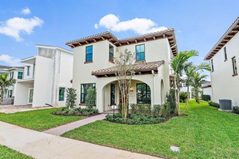 House in Palm Beach Gardens, Florida 5 bedrooms, 336.86 sq.m. № 2392741 - photo 3
