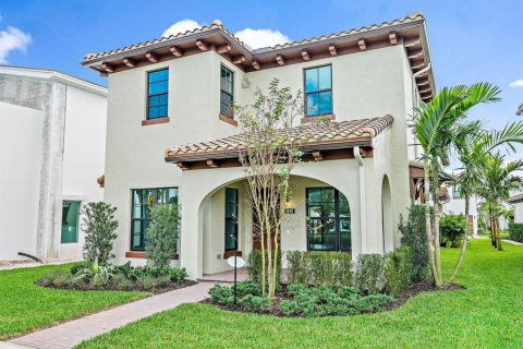 House in Palm Beach Gardens, Florida 5 bedrooms, 336.86 sq.m. № 2392741 - photo 2