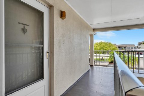 Condominio en alquiler en New Port Richey, Florida, 1 dormitorio, 67.63 m2 № 1797990 - foto 3