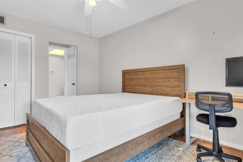 Condominio en alquiler en New Port Richey, Florida, 1 dormitorio, 67.63 m2 № 1797990 - foto 13