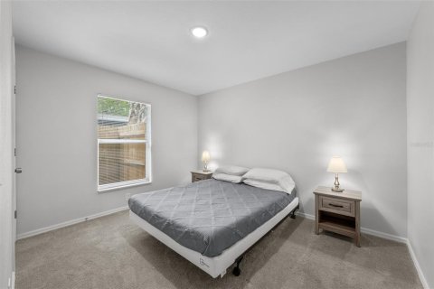 Villa ou maison à louer à Tampa, Floride: 3 chambres, 111.48 m2 № 2415100 - photo 18