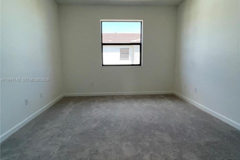 Adosado en alquiler en Pembroke Pines, Florida, 3 dormitorios, 140 m2 № 2057445 - foto 6