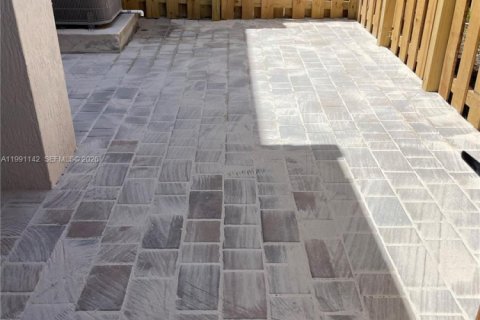 Adosado en alquiler en Pembroke Pines, Florida, 3 dormitorios, 140 m2 № 2057445 - foto 5