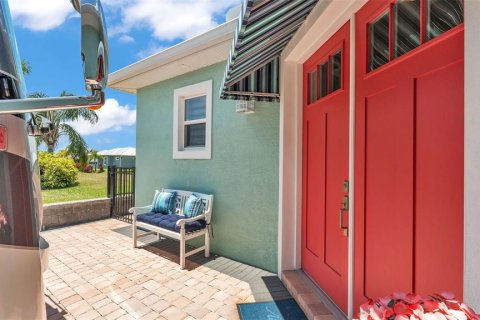 House in Polk City, Florida 1 bedroom, 101.82 sq.m. № 1870240 - photo 14