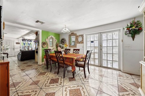 House in Lake Worth, Florida 3 bedrooms, 135.82 sq.m. № 1865191 - photo 6