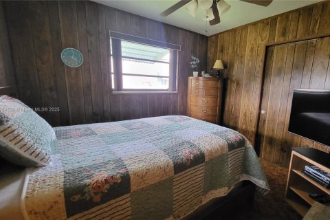 House in Hollywood, Florida 3 bedrooms, 126.72 sq.m. № 1697483 - photo 7
