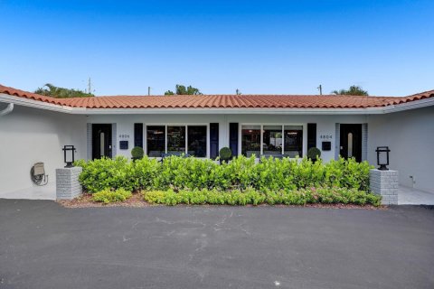 Casa en alquiler en Fort Lauderdale, Florida, 2 dormitorios, 130.06 m2 № 777927 - foto 1
