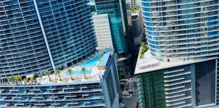 Condo à Miami, Floride, 1 chambre  № 1982472