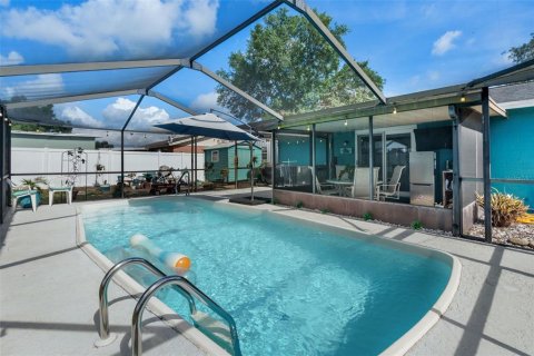 House in Tampa, Florida 3 bedrooms, 120.77 sq.m. № 2094644 - photo 27
