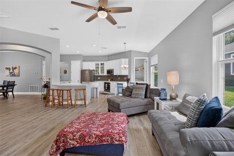 Casa en venta en Sorrento, Florida, 3 dormitorios, 168.8 m2 № 2209015 - foto 19