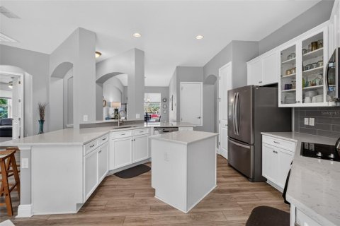 Casa en venta en Sorrento, Florida, 3 dormitorios, 168.8 m2 № 2209015 - foto 10