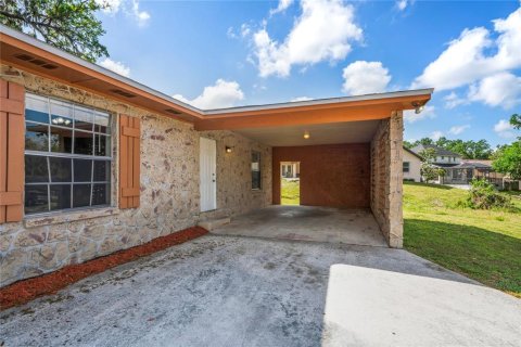 House in Seffner, Florida 4 bedrooms, 141.68 sq.m. № 1740267 - photo 2