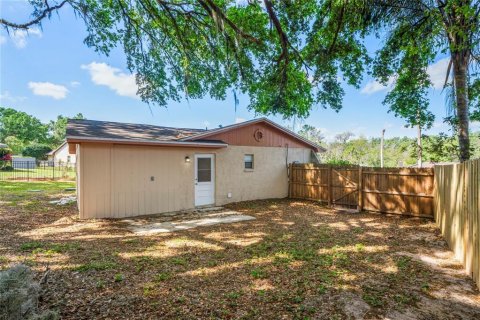 House in Seffner, Florida 4 bedrooms, 141.68 sq.m. № 1740267 - photo 25