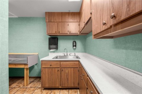 Снять в аренду коммерческую недвижимость в Окала, Флорида № 2097528 - фото 14