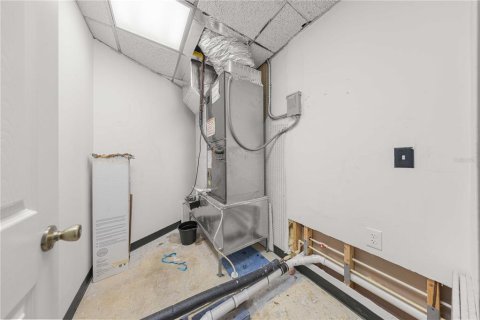 Снять в аренду коммерческую недвижимость в Окала, Флорида № 2097528 - фото 12