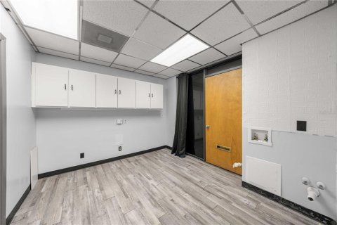 Снять в аренду коммерческую недвижимость в Окала, Флорида № 2097528 - фото 19