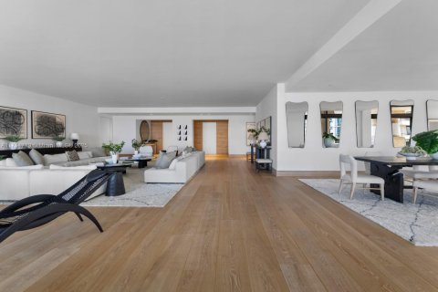 Condo in Miami Beach, Florida, 6 bedrooms  № 1764229 - photo 14