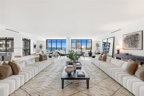 Condo in Miami Beach, Florida, 6 bedrooms  № 1764229 - photo 28