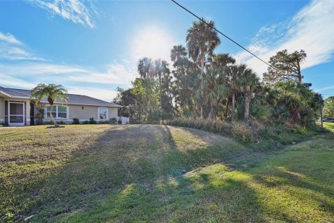 Casa en venta en North Port, Florida, 3 dormitorios, 114.55 m2 № 1721213 - foto 2