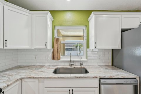 Casa en venta en North Port, Florida, 3 dormitorios, 114.55 m2 № 1721213 - foto 14