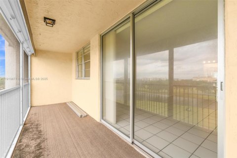 Купить кондоминиум в Дейви, Флорида 2 спальни, 109.62м2, № 1966046 - фото 30