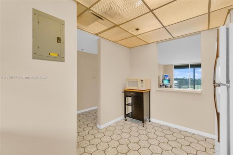 Купить кондоминиум в Дейви, Флорида 2 спальни, 109.62м2, № 1966046 - фото 14