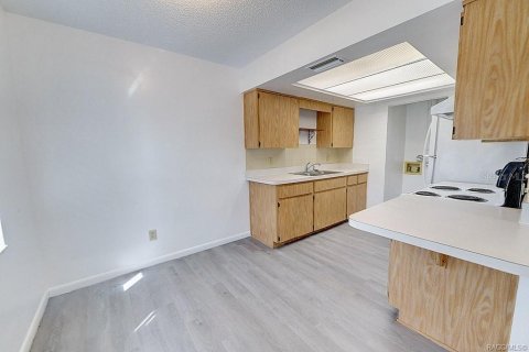 Купить коммерческую недвижимость в Инвернесс, Флорида 4 спальни, 142.14м2, № 1832544 - фото 24