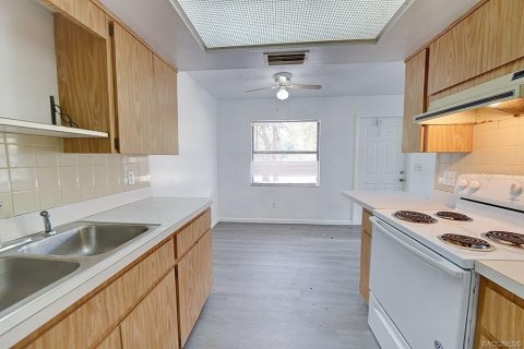 Купить коммерческую недвижимость в Инвернесс, Флорида 4 спальни, 142.14м2, № 1832544 - фото 13