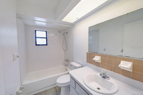 Купить коммерческую недвижимость в Инвернесс, Флорида 4 спальни, 142.14м2, № 1832544 - фото 16