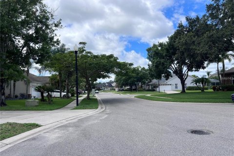 Casa en alquiler en Orlando, Florida, 4 dormitorios, 216.09 m2 № 1844974 - foto 5