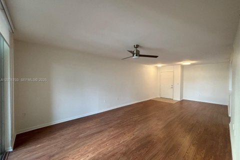 Condo in Fort Lauderdale, Florida, 1 bedroom  № 2067681 - photo 10