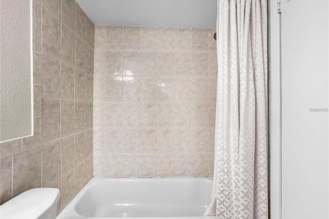Condo in Clearwater, Florida, 1 bedroom № 2429035 - photo 16