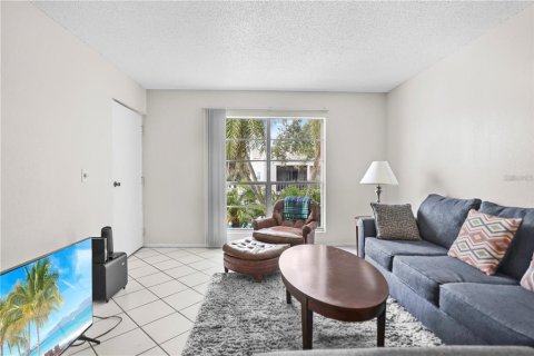 Condo in Clearwater, Florida, 1 bedroom № 2429035 - photo 9