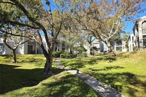 Condo in Clearwater, Florida, 1 bedroom № 2429035 - photo 22