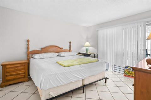 Condo in Clearwater, Florida, 1 bedroom № 2429035 - photo 14