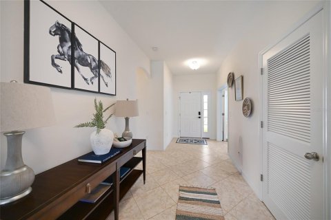 House in Bradenton, Florida 3 bedrooms, 198.44 sq.m. № 2149299 - photo 7