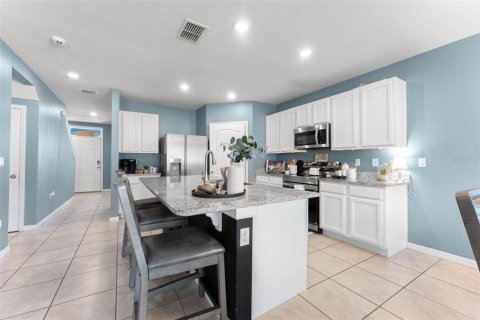 Villa ou maison à vendre à Mount Dora, Floride: 5 chambres, 261.98 m2 № 2428794 - photo 5