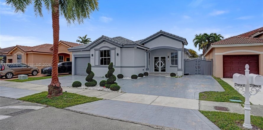 Дом в Хайалиа, Флорида 3 спальни, 164.34м2 № 2009745