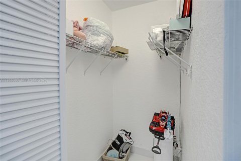 Купить виллу или дом в Хайалиа, Флорида 3 спальни, 164.34м2, № 2009745 - фото 23