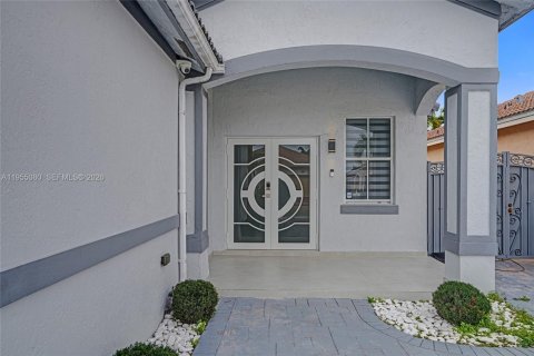 Купить виллу или дом в Хайалиа, Флорида 3 спальни, 164.34м2, № 2009745 - фото 4