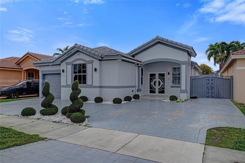 Купить виллу или дом в Хайалиа, Флорида 3 спальни, 164.34м2, № 2009745 - фото 3