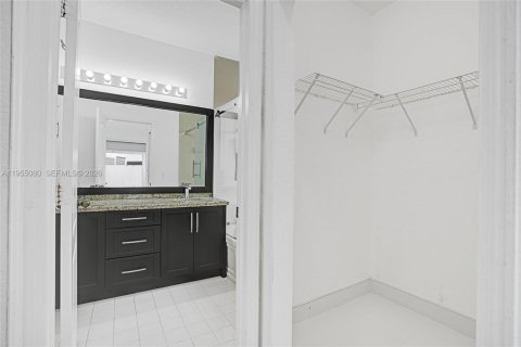 Купить виллу или дом в Хайалиа, Флорида 3 спальни, 164.34м2, № 2009745 - фото 30