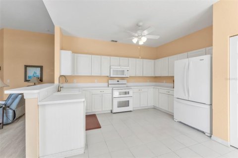 Villa ou maison à vendre à Punta Gorda, Floride: 2 chambres, 154.31 m2 № 1907098 - photo 9