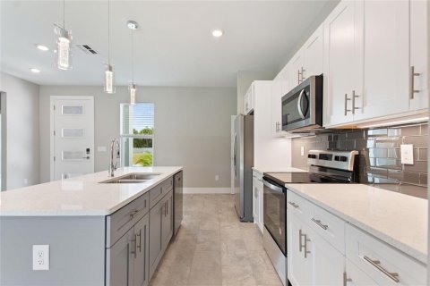 Casa en venta en Arcadia, Florida, 4 dormitorios, 174.66 m2 № 2147463 - foto 16