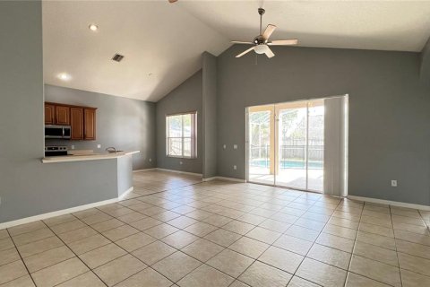 Villa ou maison à louer à Kissimmee, Floride: 4 chambres, 224.08 m2 № 2388981 - photo 13