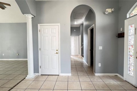 Villa ou maison à louer à Kissimmee, Floride: 4 chambres, 224.08 m2 № 2388981 - photo 9
