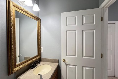 Villa ou maison à louer à Kissimmee, Floride: 4 chambres, 224.08 m2 № 2388981 - photo 27