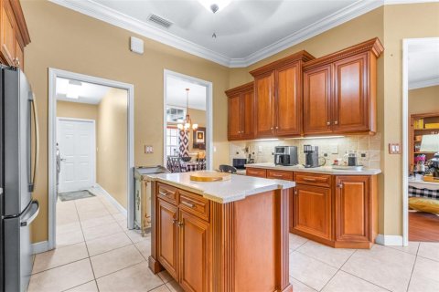 House in Sebring, Florida 4 bedrooms, 244.24 sq.m. № 2391389 - photo 26